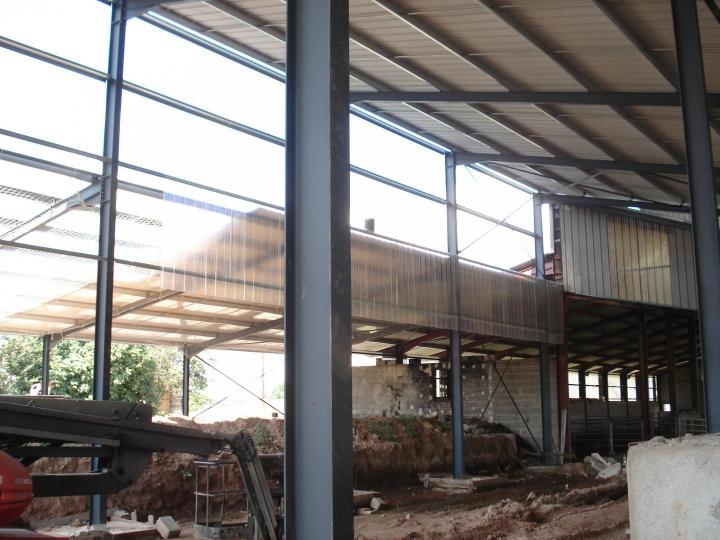 Couverture métallique pour bâtiment industriel et agricole La Corrèze