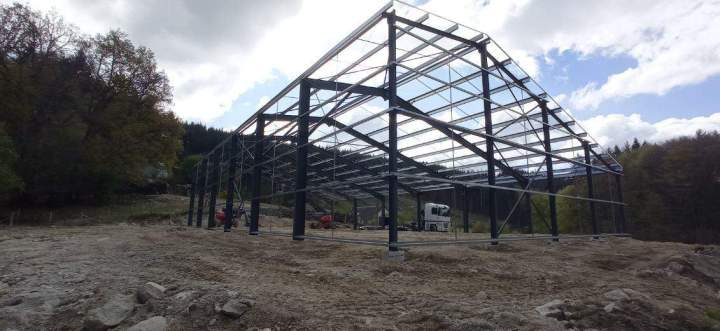Toitures métalliques pour bâtiment industriel et agricole La Corrèze