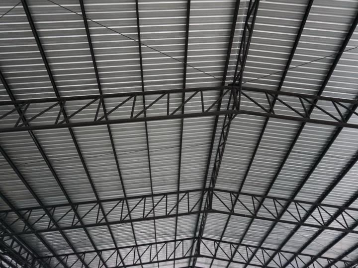 Couverture métallique pour bâtiment industriel et agricole La Corrèze